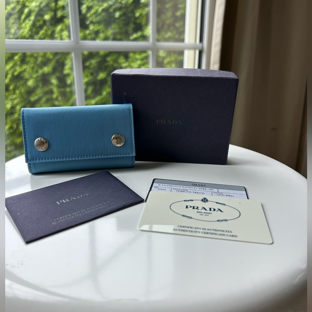 Prada 6 ring key holder FULL INCLUSION